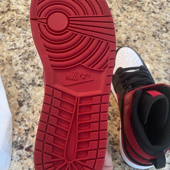 NWB Mens Air Jordan 1’s HI FLYEASE Red ann Black. Size 10 - Picture 11 of 13